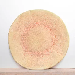 Assiettes Plates|Céladon Paris Grande assiette Onda | Corail doré